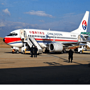 玉龙机场快递航空快运业稳步发展的原因是什么？